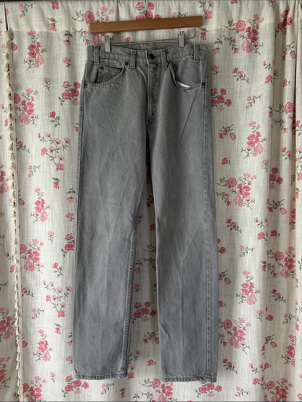 Levi's Gray Straight 32x34